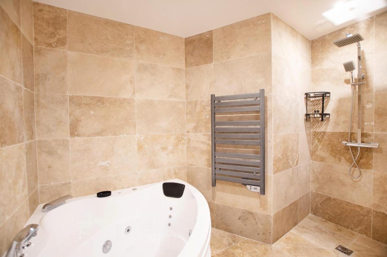 Guestready - Studio With Jacuzzi In The 10 Th Apartment ปารีส ภายนอก รูปภาพ